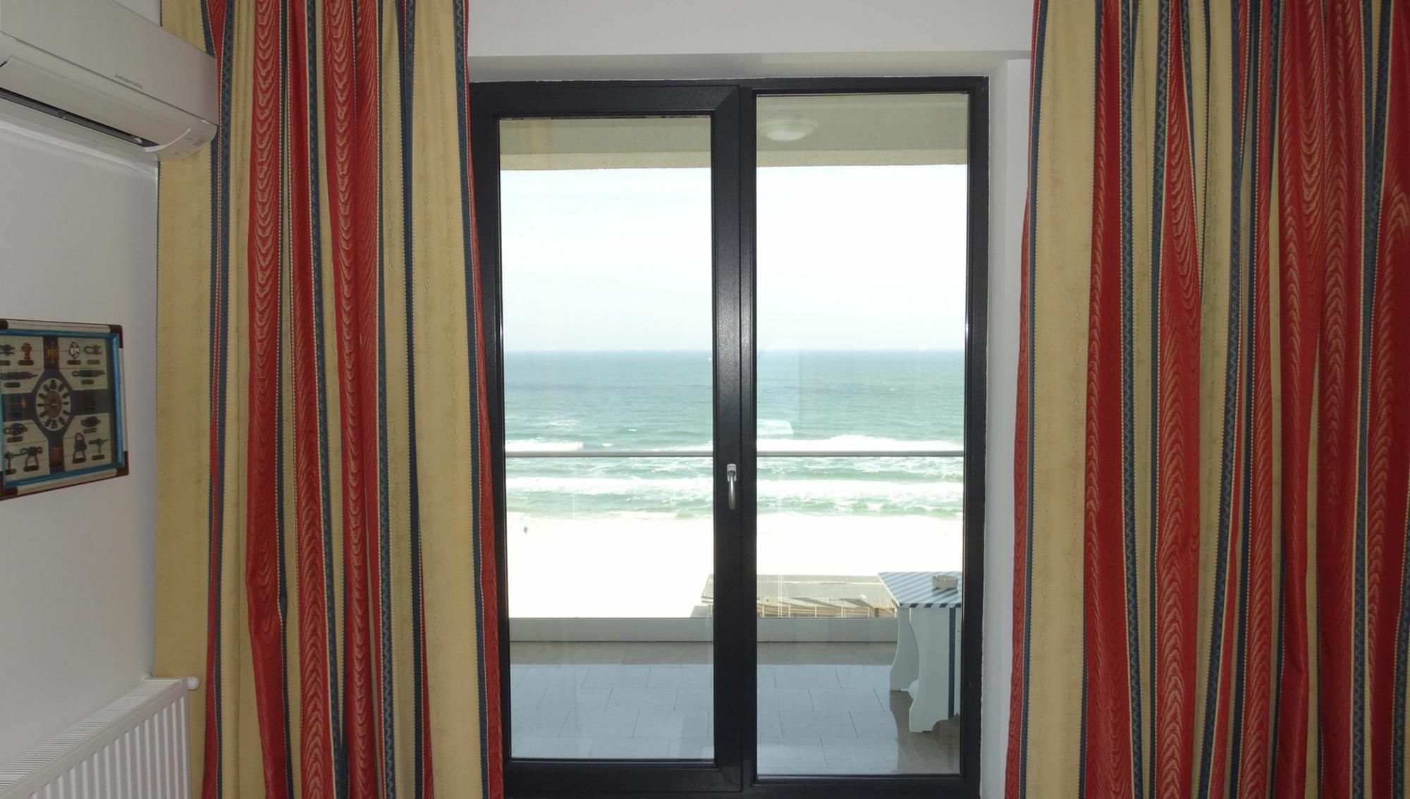 Bluemarina Apartamente Mamaia Ngoại thất bức ảnh