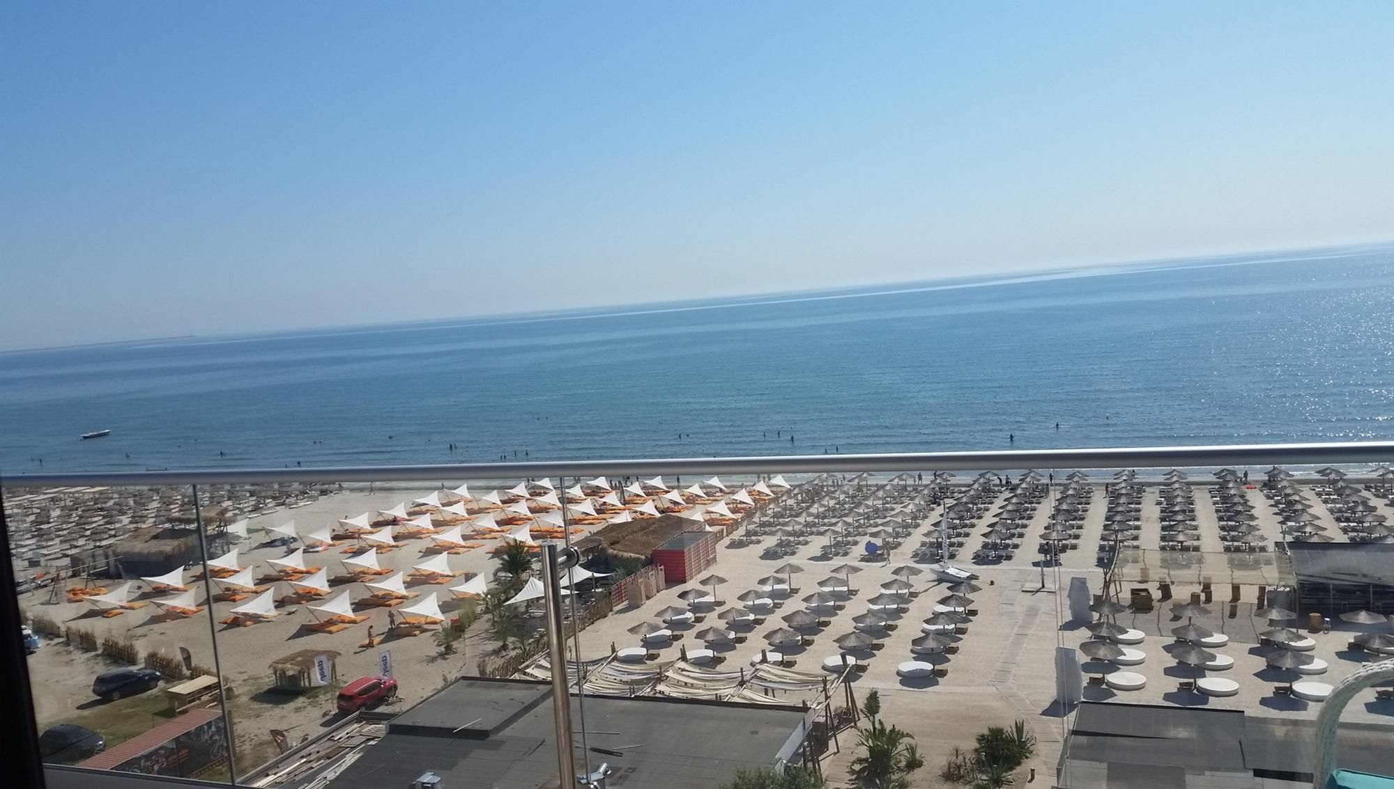 Bluemarina Apartamente Mamaia Ngoại thất bức ảnh