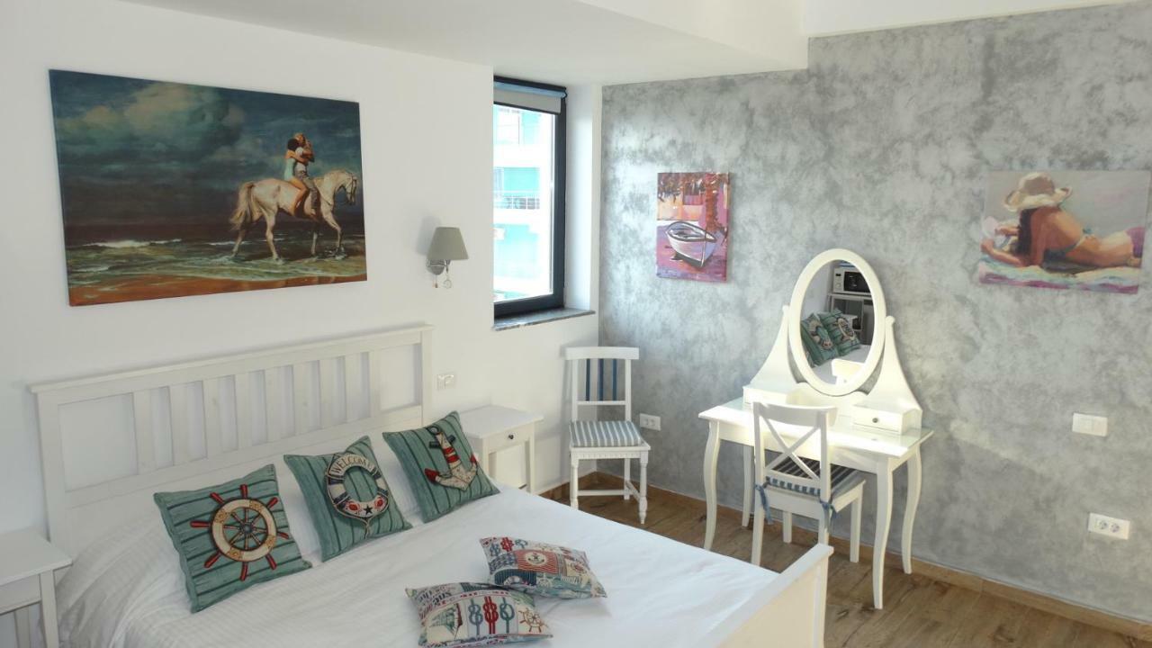 Bluemarina Apartamente Mamaia Ngoại thất bức ảnh